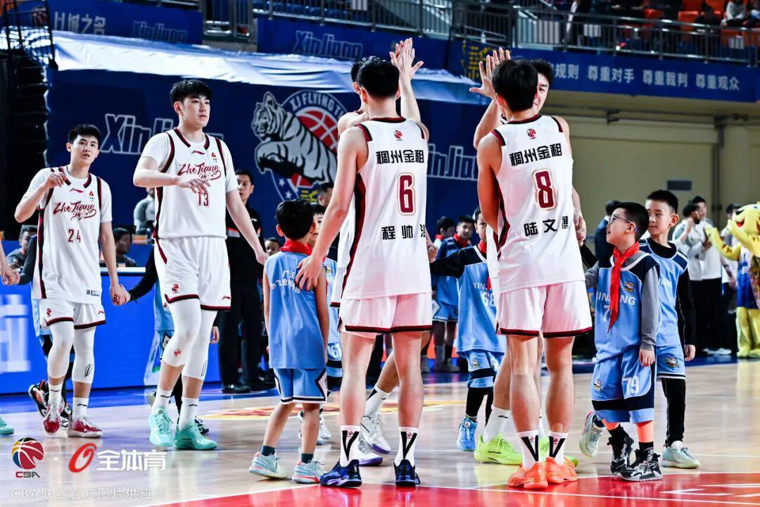 星空体育官网-【CBA联赛】第二十三轮｜第一阶段收官，浙江稠州金租61-59胜新疆伊力特！