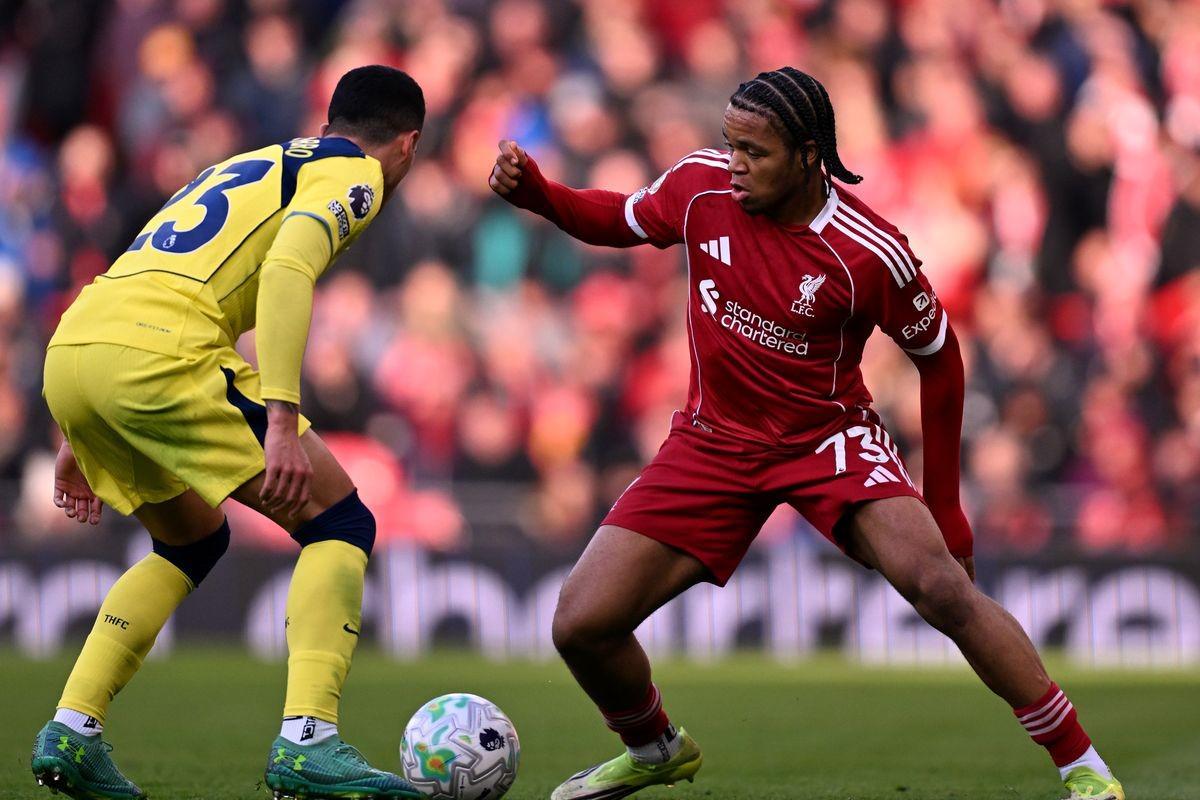 星空体育-恩古莫哈：对比赛结果感到失望，但很高兴迎来英超首次首发